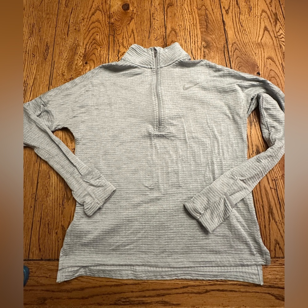 Nike running too long sleeve quarter zip with thumb holes sz S